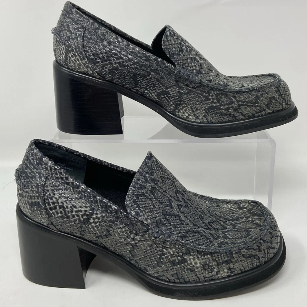 NWT 90s Vintage Prima Royale Gray/Black Snakeskin Chunky Heel Loafers SIZE 7.5